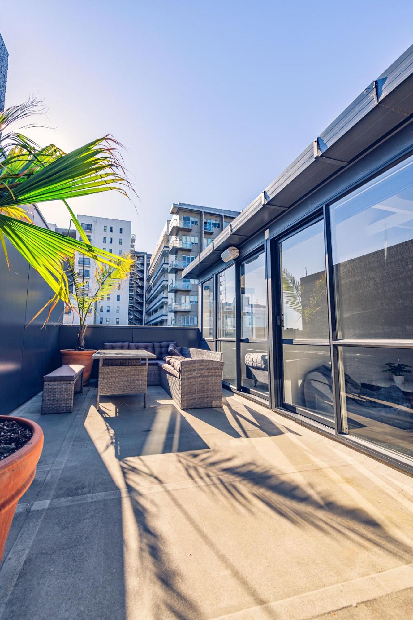 Tmacs Auckland Hostel Exterior photo